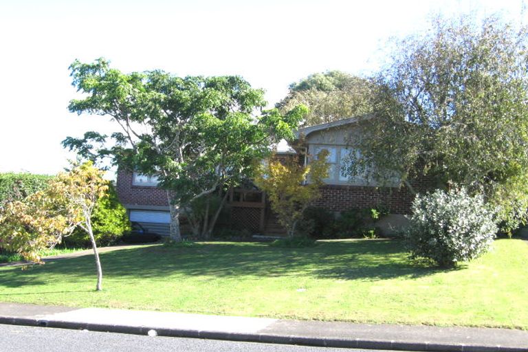 Photo of property in 13 Finnerty Avenue, Howick, Auckland, 2014