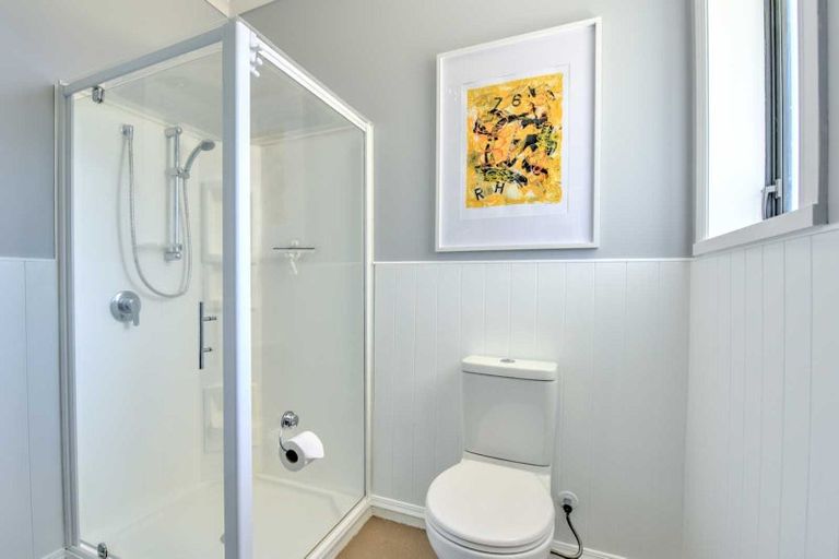 Photo of property in 101 Seaward Road, Edendale, 9825