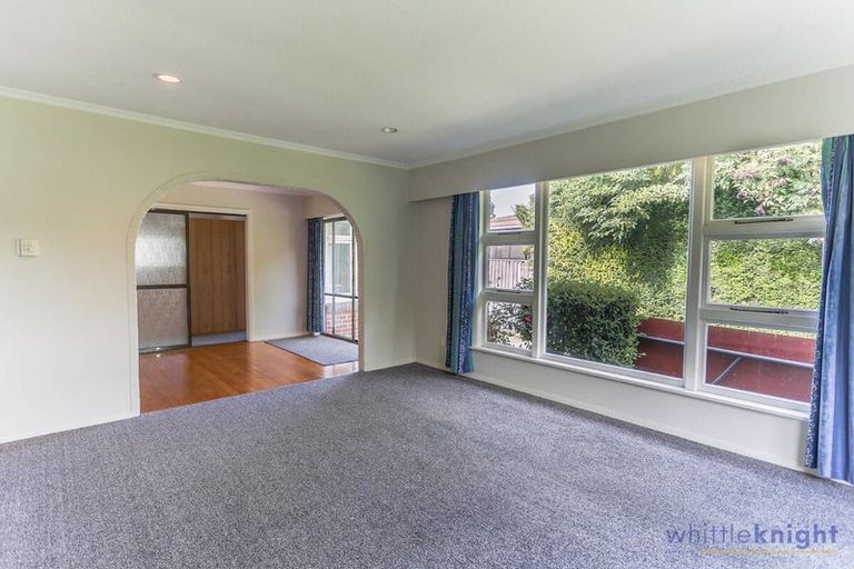 Photo of property in 11 Mappleton Avenue, Burnside, Christchurch, 8053