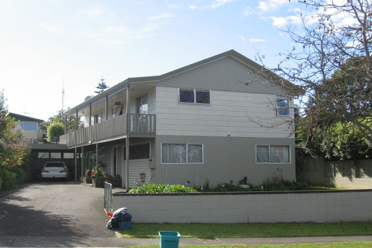 Photo of property in 8 Esmae Place, Dinsdale, Hamilton, 3204