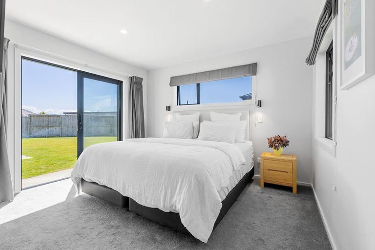 Photo of property in 16 Tawhai Crescent, Wharewaka, Taupo, 3330