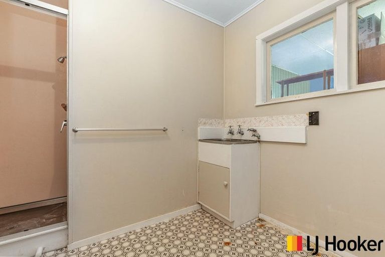 Photo of property in 236 Queen Street, Pukekohe, 2120