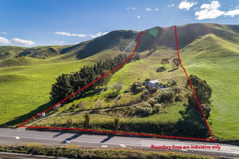 Photo of property in 814 State Highway 2, Pakipaki, Hastings, 4178