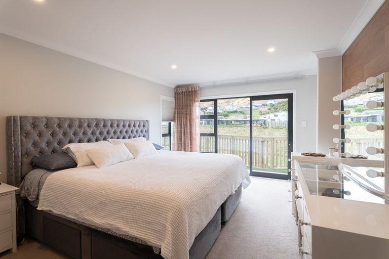 Photo of property in 16 Rochdale Drive, Churton Park, Wellington, 6037