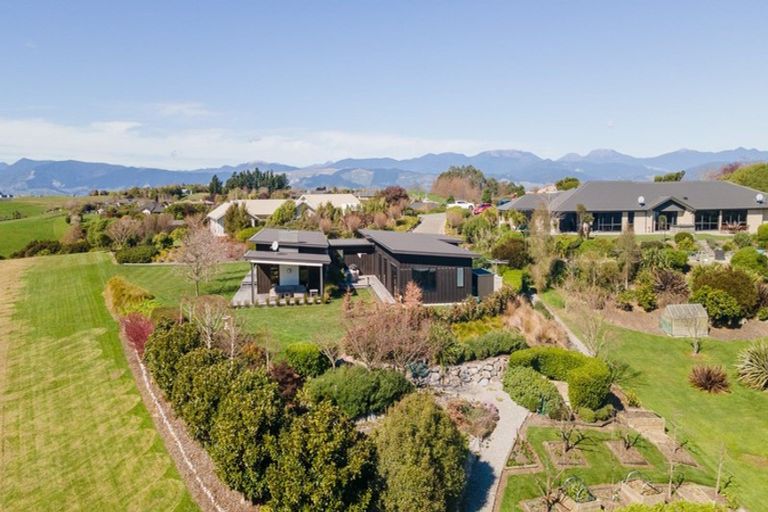 Photo of property in 7 Ribbonwood Lane, Redwood Valley, Richmond, 7081