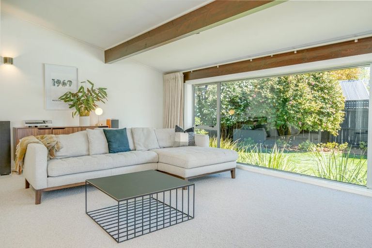 Photo of property in 6 Rutherglen Avenue, Ilam, Christchurch, 8041