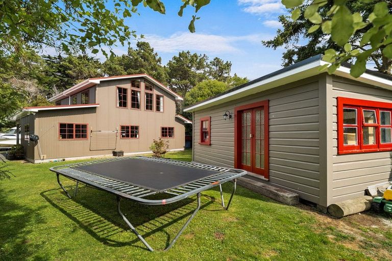 Photo of property in 1 Paloona Street, Aramoana, Port Chalmers, 9082