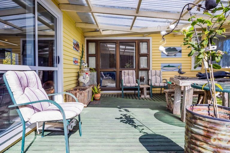 Photo of property in 35 Smith Street, Waverley, 4510