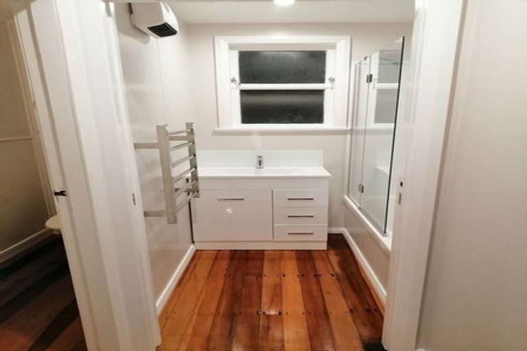 Photo of property in 61 Woodleigh Street, Frankleigh Park, New Plymouth, 4310