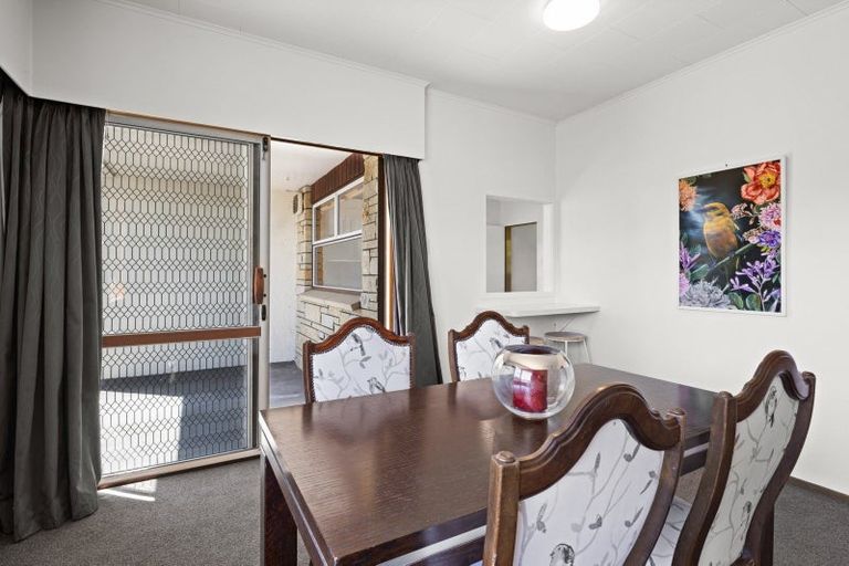 Photo of property in 1/16 Guthrie Road, Havelock North, 4130