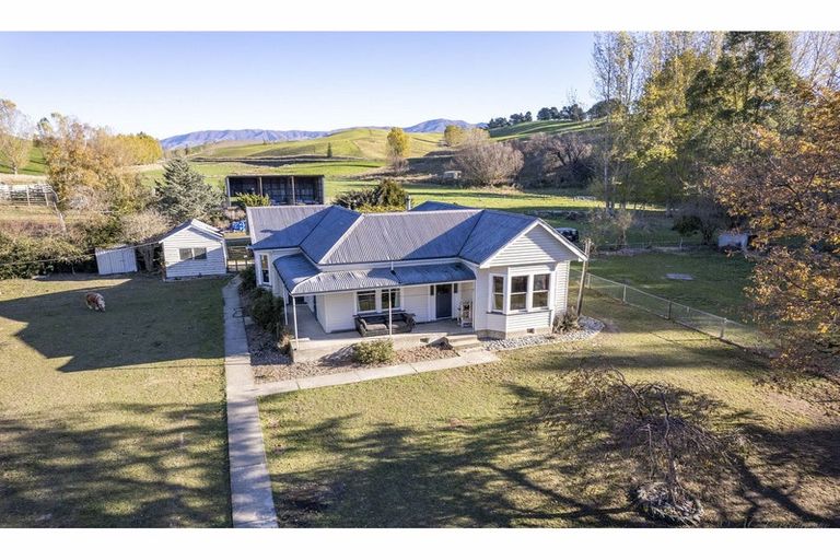 Photo of property in 114 Veritys Road, Maungati, Cave, 7984