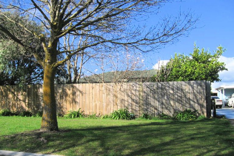 Photo of property in 1012 Frances Street, Akina, Hastings, 4122