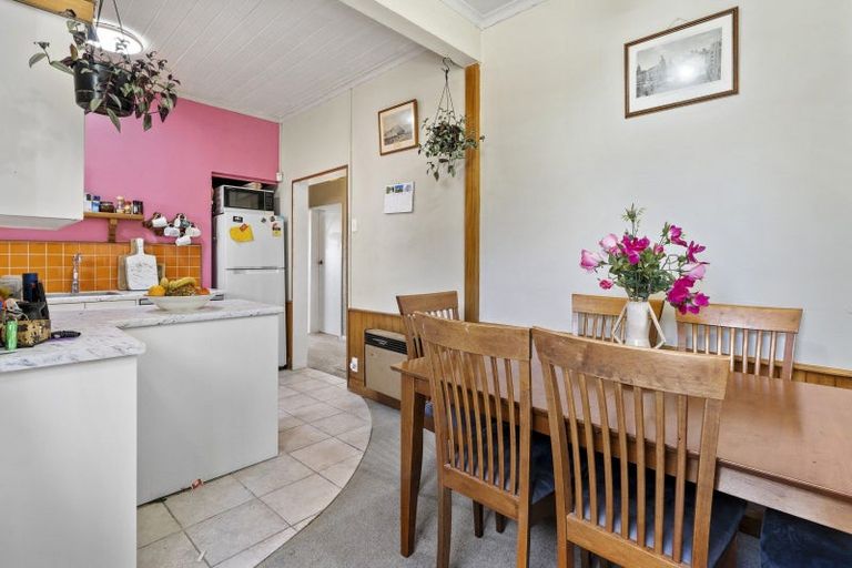 Photo of property in 12 Buckingham Street, Melrose, Wellington, 6023