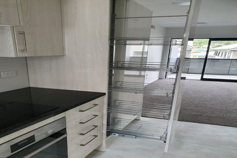 Photo of property in 3/232 Main Road, Tawa, Wellington, 5028