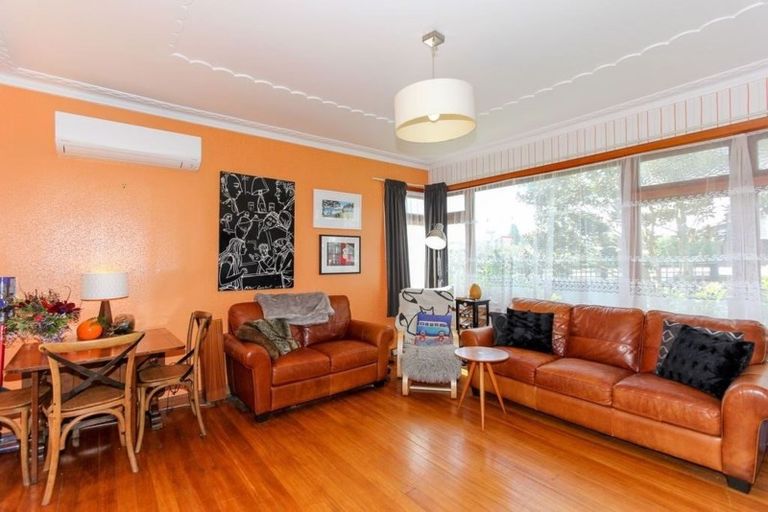 Photo of property in 2 Norman Street, Lower Vogeltown, New Plymouth, 4310