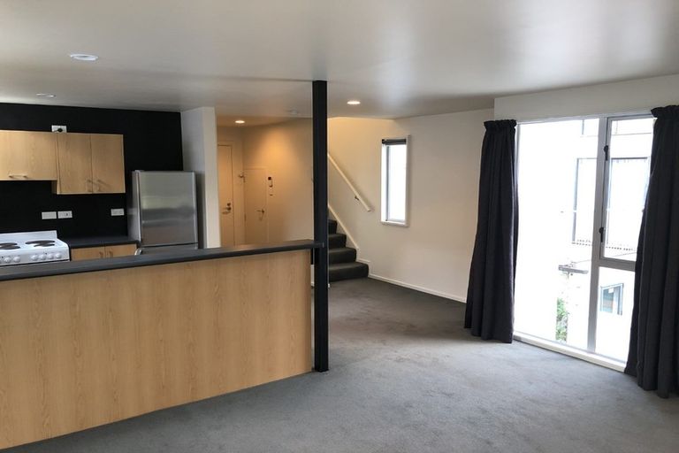 Photo of property in 6/32 Cranmer Square, Christchurch Central, Christchurch, 8013