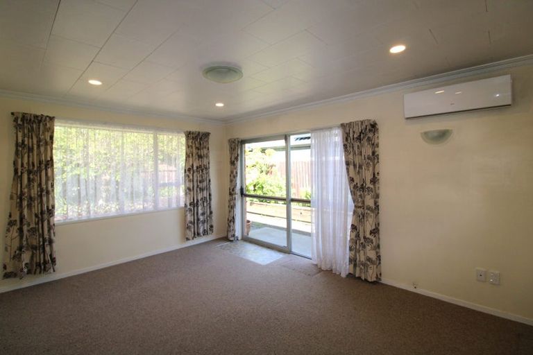 Photo of property in 1/5 Argo Place, Casebrook, Christchurch, 8051
