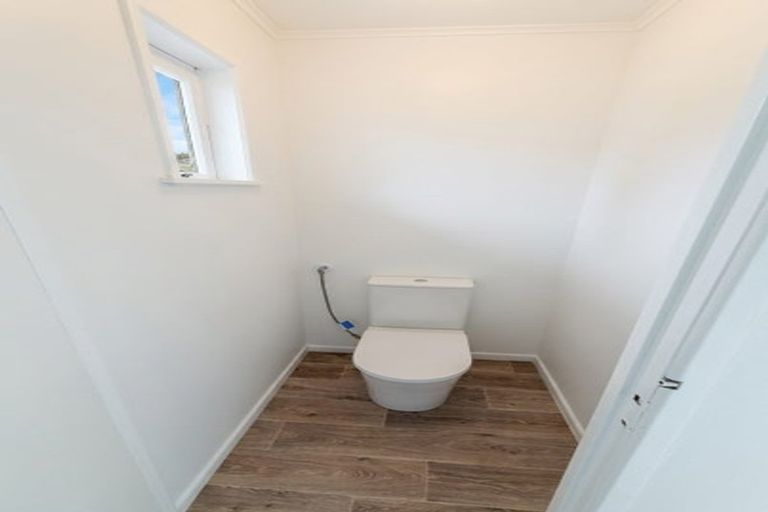 Photo of property in 4 Ainsdale Place, Manurewa, Auckland, 2102