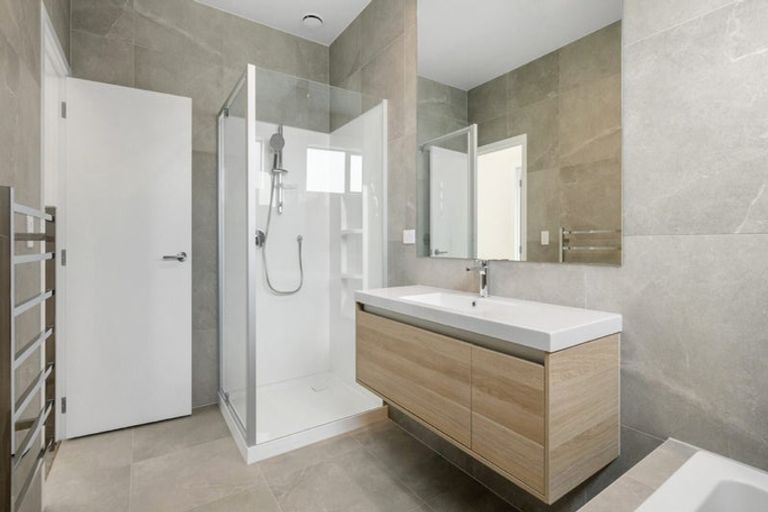 Photo of property in 10 Oyster Drive, Whenuapai, Auckland, 0618