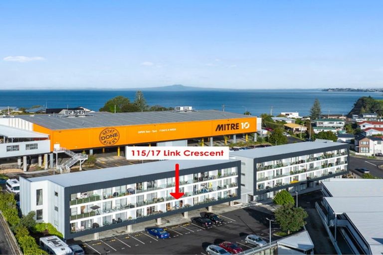 Photo of property in 115/17 Link Crescent, Stanmore Bay, Whangaparaoa, 0932