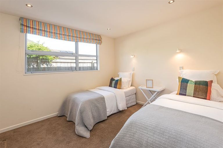 Photo of property in 40 Westpark Drive, Burnside, Christchurch, 8053