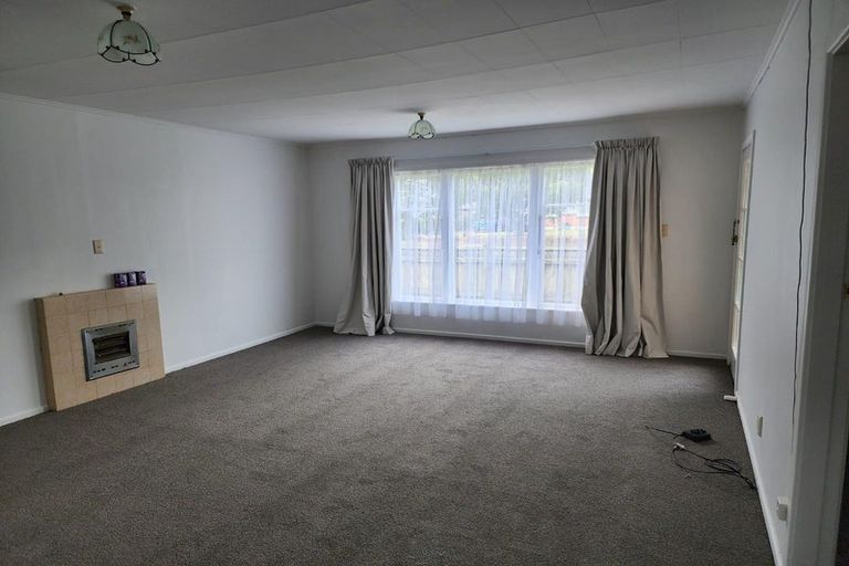 Photo of property in 2/8 Ararino Street, Trentham, Upper Hutt, 5018