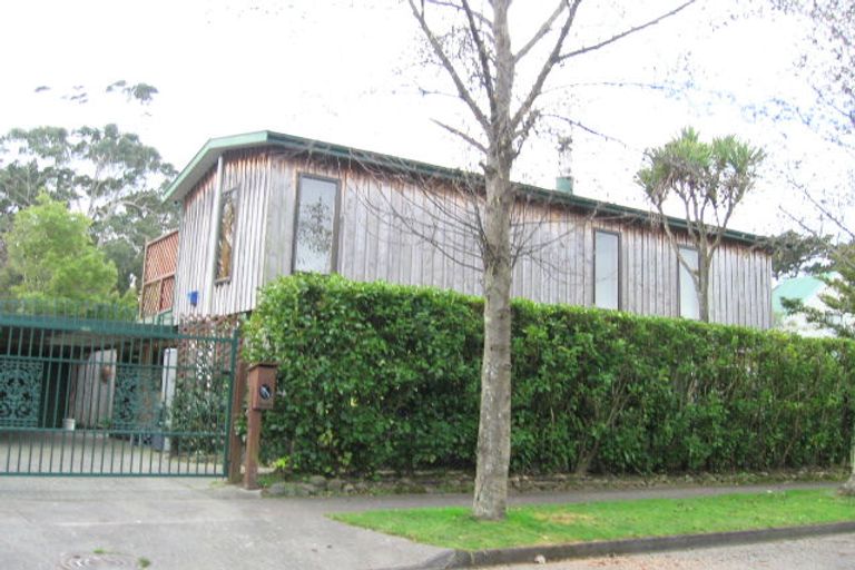 Photo of property in 138 Atawhai Road, Fitzherbert, Palmerston North, 4410