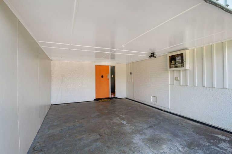 Photo of property in 104 Atawhai Road, Fitzherbert, Palmerston North, 4410