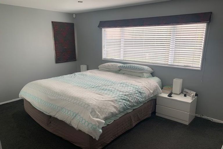 Photo of property in 19 Patons Road, Howick, Auckland, 2014