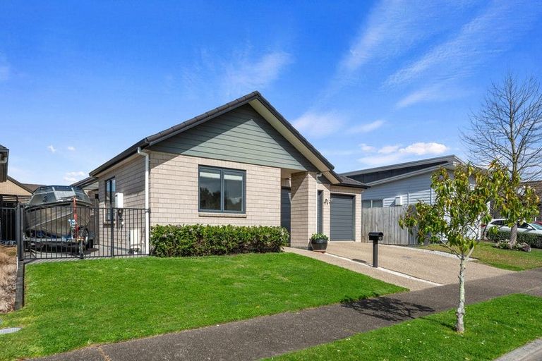 Photo of property in 82 Landing Drive, Pyes Pa, Tauranga, 3112