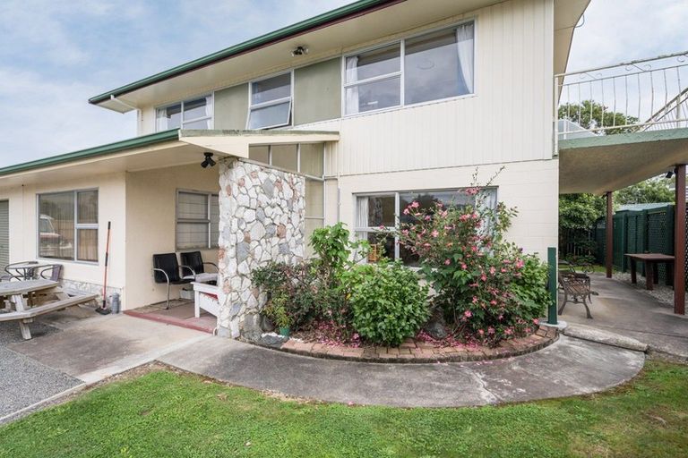 Photo of property in 6 Schwass Lane, Brightwater, 7022