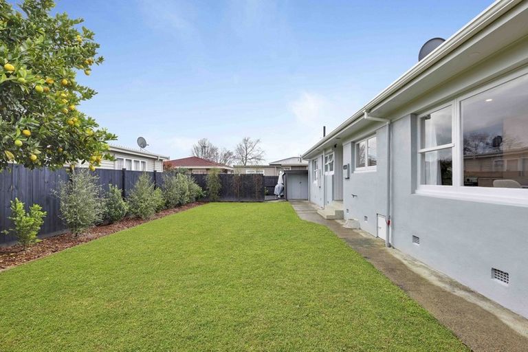 Photo of property in 23a Taylor Terrace, St Andrews, Hamilton, 3200
