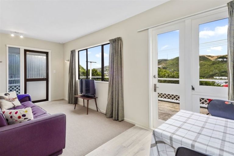 Photo of property in 28 Rossport Street, Johnsonville, Wellington, 6037