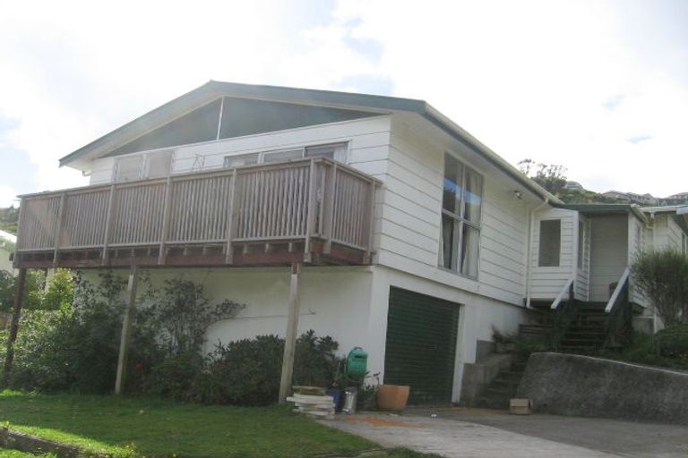 Photo of property in 17 Hazlewood Avenue, Karori, Wellington, 6012