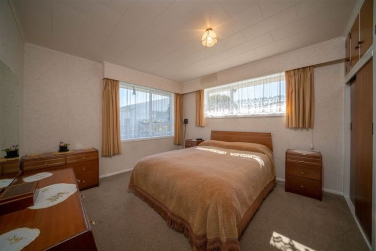 Photo of property in 27 Yardley Street, Avonhead, Christchurch, 8042