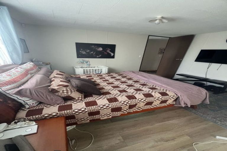 Photo of property in 2/25 Nearco Street, Randwick Park, Auckland, 2105