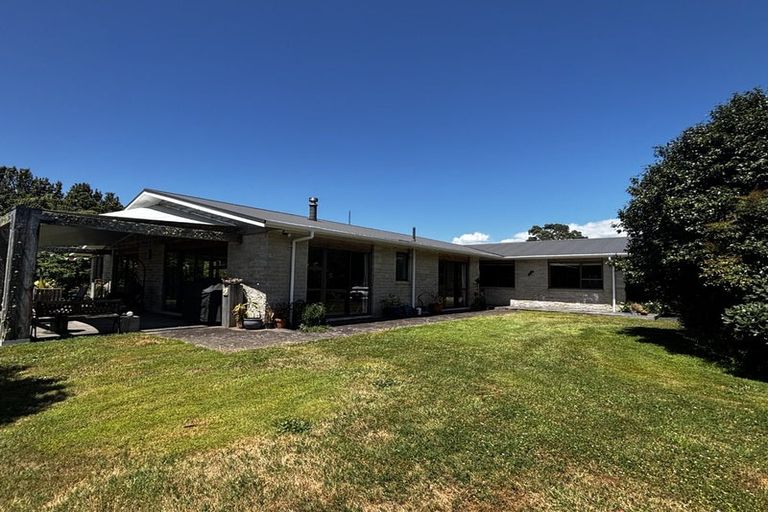 Photo of property in 653 Carrington Road, Hurworth, New Plymouth, 4371