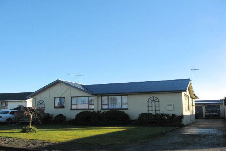 Photo of property in 6 Union Street, Winton, 9720