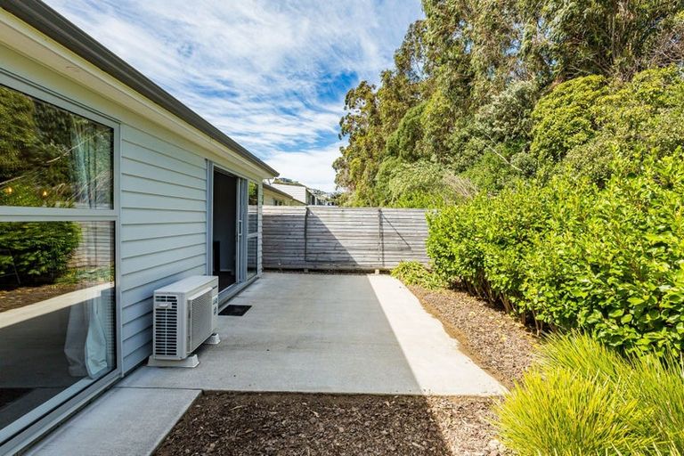 Photo of property in 9 Cartographer Way, Whitby, Porirua, 5024