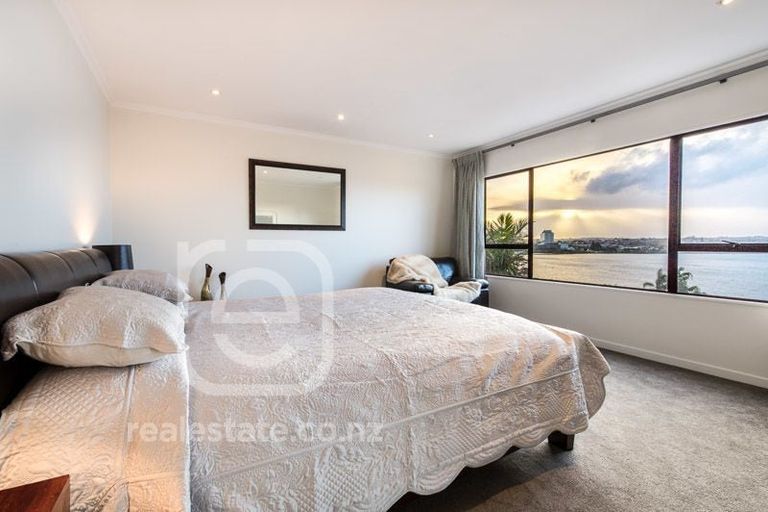 Photo of property in 19 Manurere Avenue, Takapuna, Auckland, 0622