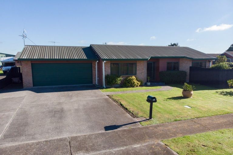 Photo of property in 9a Walton Place, Ngatea, 3503