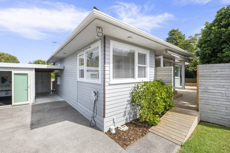 Photo of property in 1/24a Wolsley Avenue, Milford, Auckland, 0620