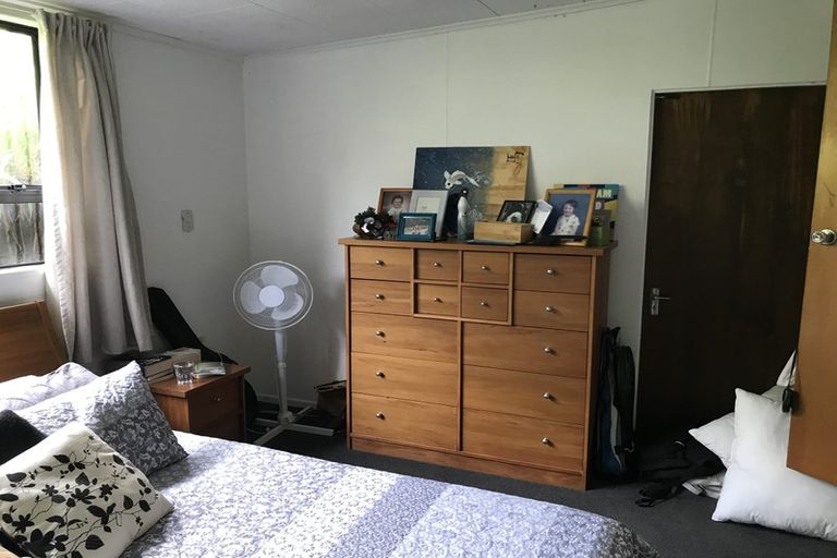 Photo of property in 47 Davidson Crescent, Tawa, Wellington, 5028