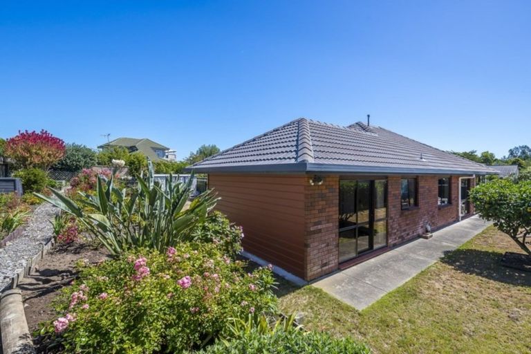 Photo of property in 42 Cedar Drive, Paraparaumu Beach, Paraparaumu, 5032