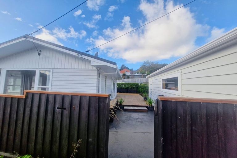 Photo of property in 1 Burrows Avenue, Karori, Wellington, 6012