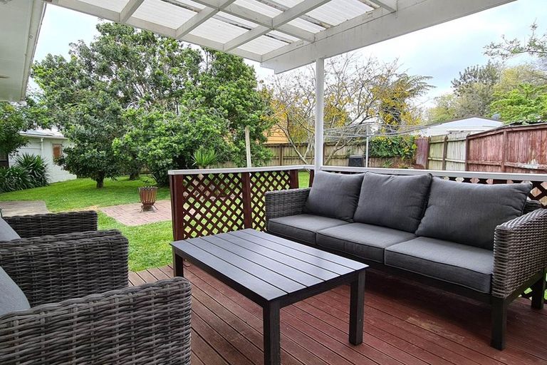 Photo of property in 28 Fairdale Avenue, Red Hill, Papakura, 2110
