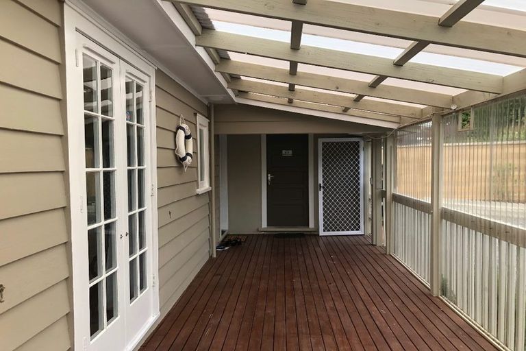 Photo of property in 2 Waimahanga Road, Onerahi, Whangarei, 0110