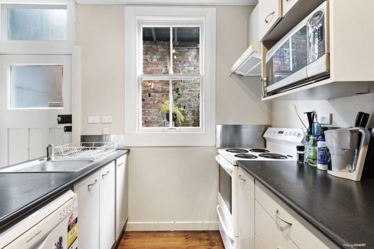 Photo of property in 85 Majoribanks Street, Mount Victoria, Wellington, 6011