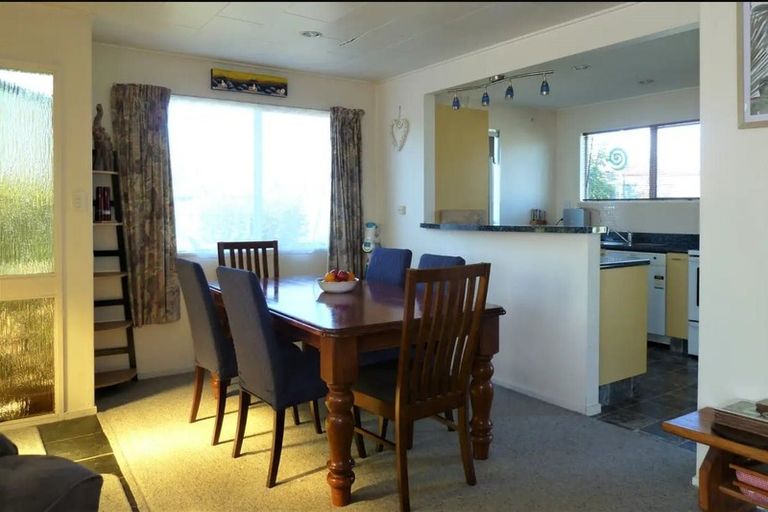 Photo of property in 27 Tenby Terrace, Flaxmere, Hastings, 4120