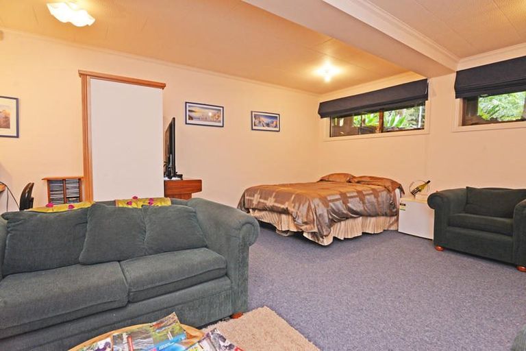 Photo of property in 248 Shaw Road, Titirangi, Auckland, 0604